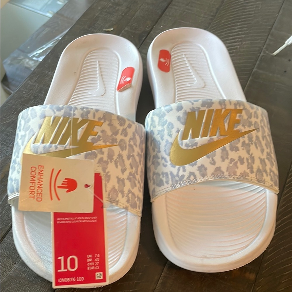 Nike Gold and White Sandals for Casual Comfort